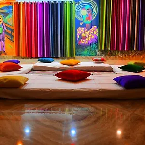 Gypsy Diaries Albergue